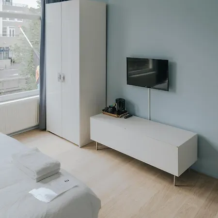 מלון Room11 2*