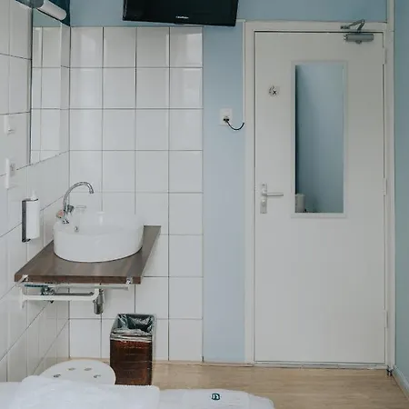 Room11 מלון האג